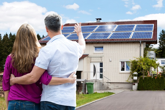 ahorrar dinero paneles solares
