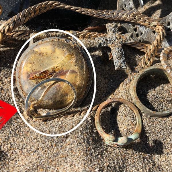 6-grandes-tesoros-encontrados-con-un-detector-de-metales