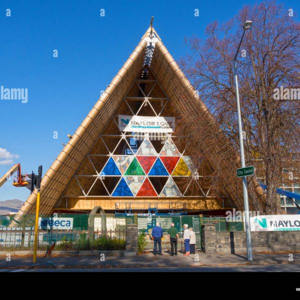 catedral-de-carton-en-christchurch-nueva-zelanda-ahora-abierta
