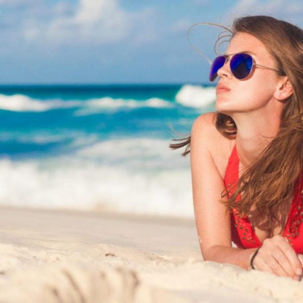 consejos-para-el-cuidado-de-la-piel-y-el-cabello-despues-de-la-playa