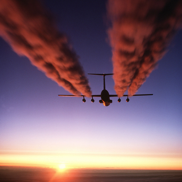 impacto-ambiental-volar-versus-conducir