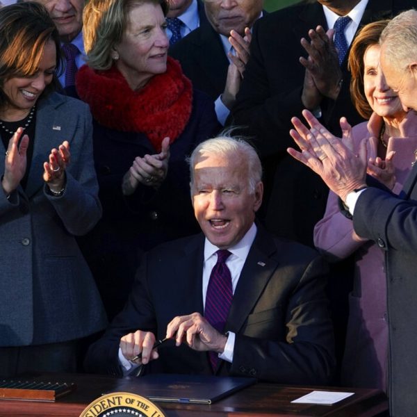 la-ley-de-infraestructura-de-biden-es-buena-para-el-clima-pero-no-suficiente
