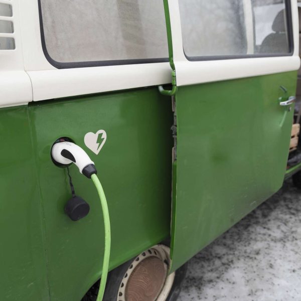 los-pros-y-los-contras-inesperados-de-los-autos-electricos-su-guia-de-referencia