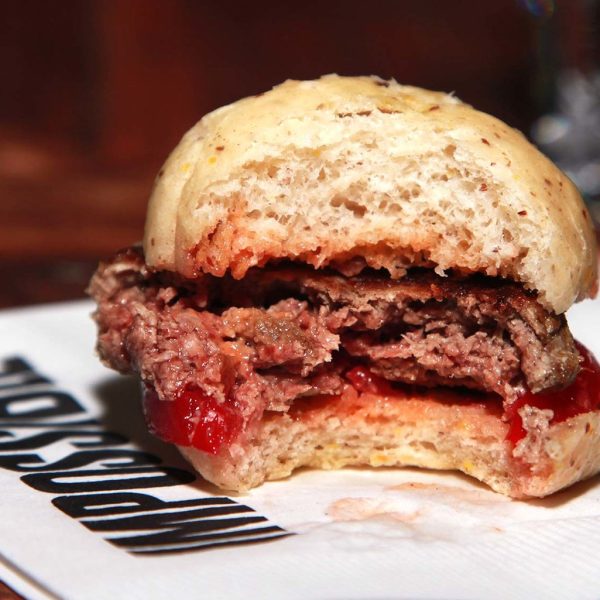 me-comi-la-hamburguesa-impossible-sin-carne-muy-publicitada-y-estuvo-buena